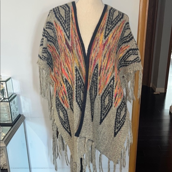 Lulumari Multicolor Fringed Women's Sweater size M/L - Picture 1 of 7